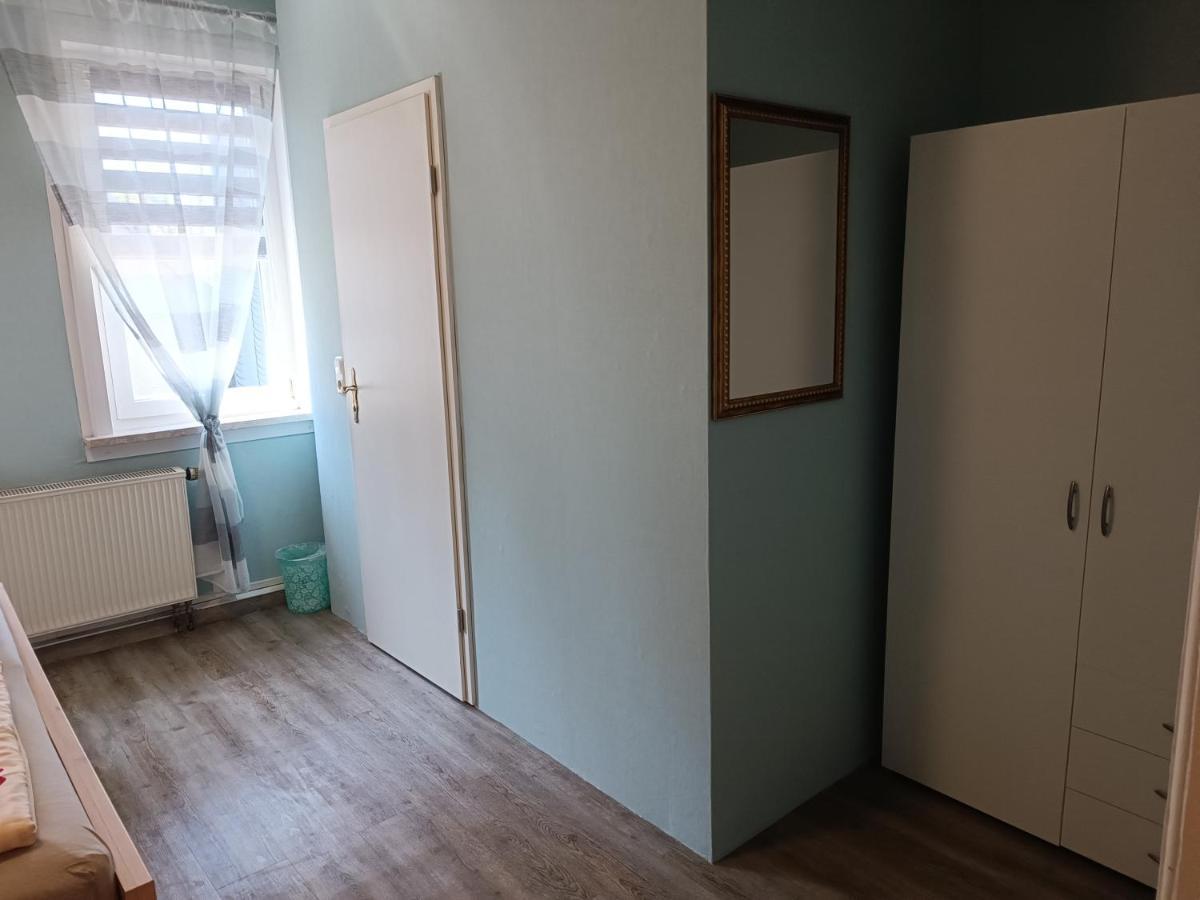 Pension Thueringer Wald Reichmannsdorf ภายนอก รูปภาพ